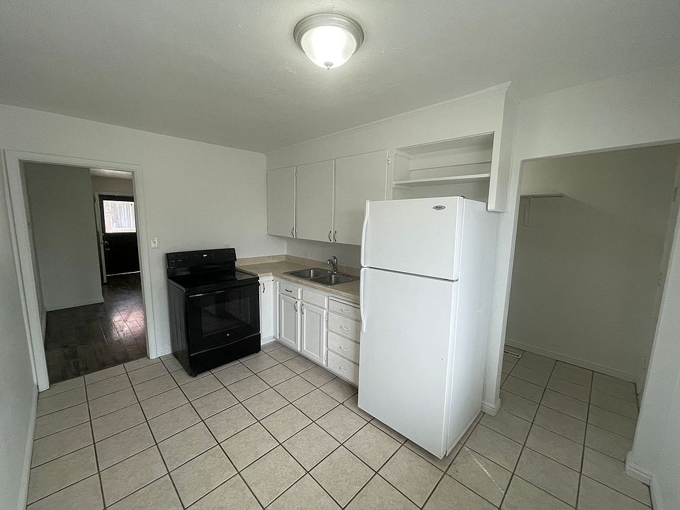 1st image of 1154-1156 W Brooklyn Ave #1154