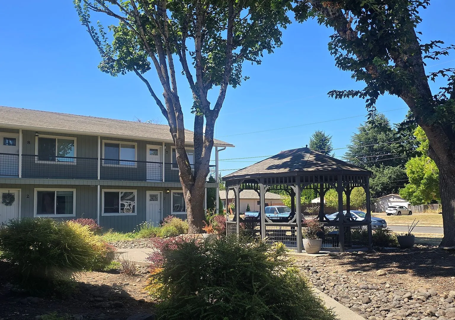 Garland Way Apartments — Photo 1