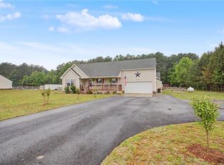 34295 Unity Rd, Zuni, VA 23898