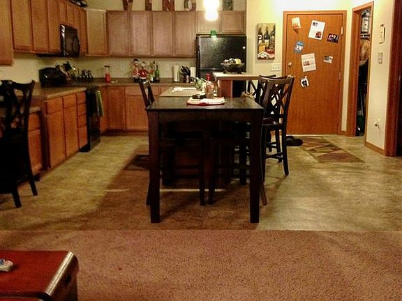 Kitchen (2)