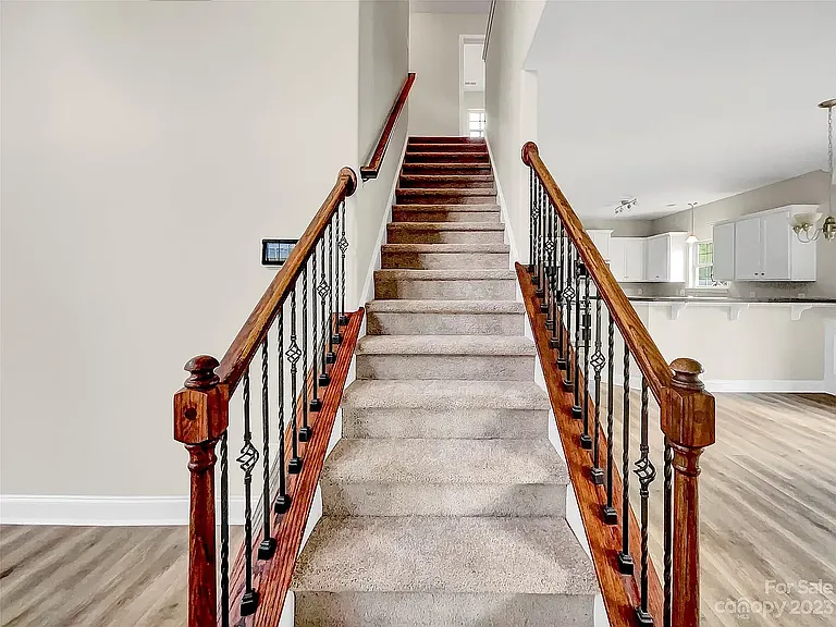818 Brooke Nicole Pl — Photo 5