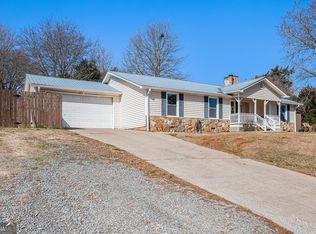 10 Elizabeth Dr SW, Cartersville, GA 30120