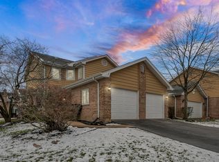 17247 Lakebrook Dr, Orland Park, IL 60467