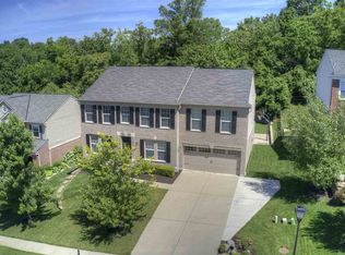 864 Sandstone Rdg, Cold Spring, KY 41076