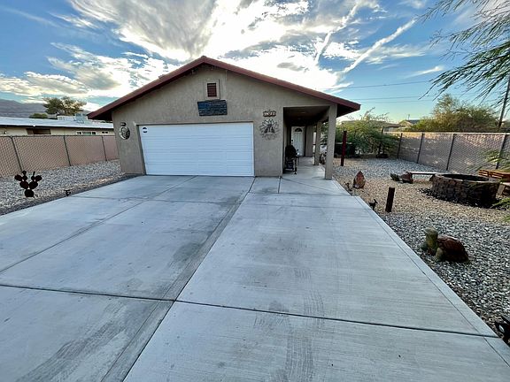 3rd image of 6360 Tamarisk Ave