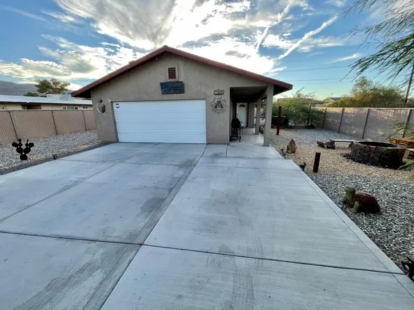 6360 Tamarisk Ave, Twentynine Palms, CA 92277