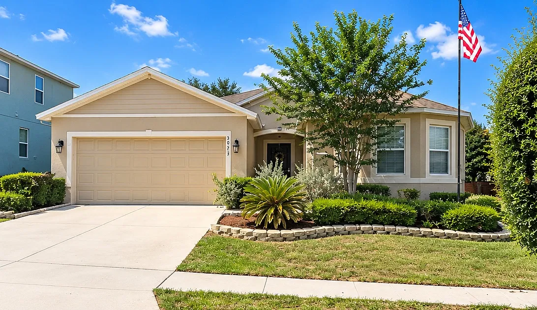 3 bed, 1770 sqft, $2,495 — Photo 1