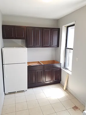 Rented by Bruma Realty LLC | media 21