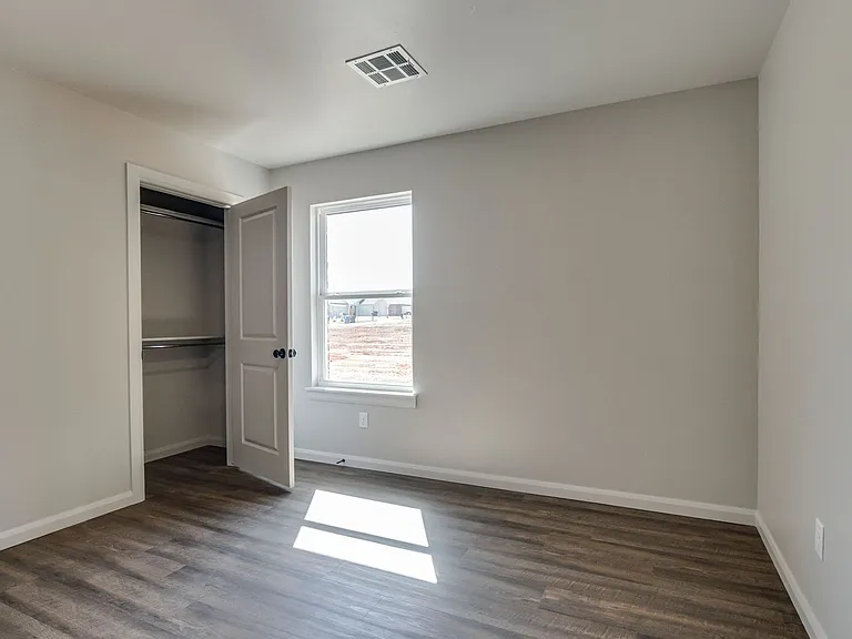 317 Dooley Creek Ln — Photo 31
