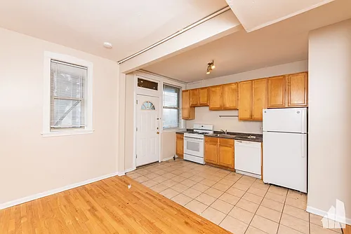 7505 N Greenview Ave #1 Photo 1
