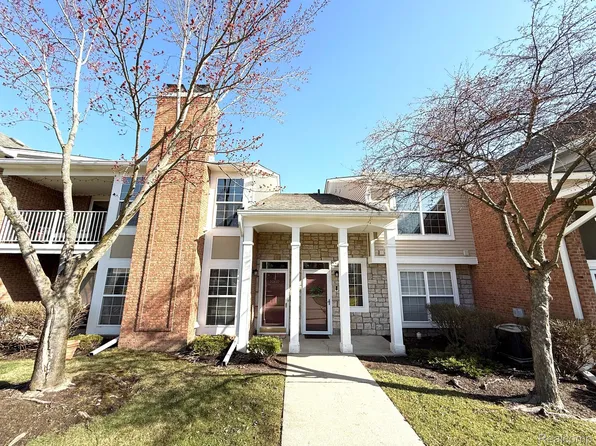 56467 Chesapeake Trl, Shelby Township, MI 48316