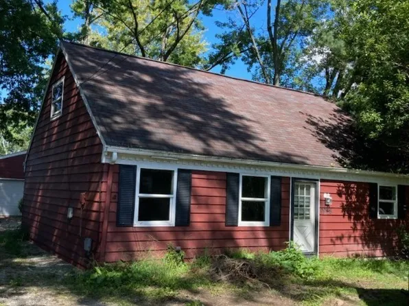9958 Dupont Ave, Columbia Station, OH 44028
