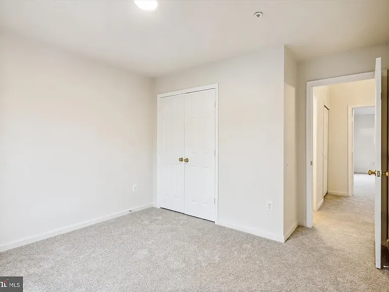 12407 Carters Grove Pl — Photo 16