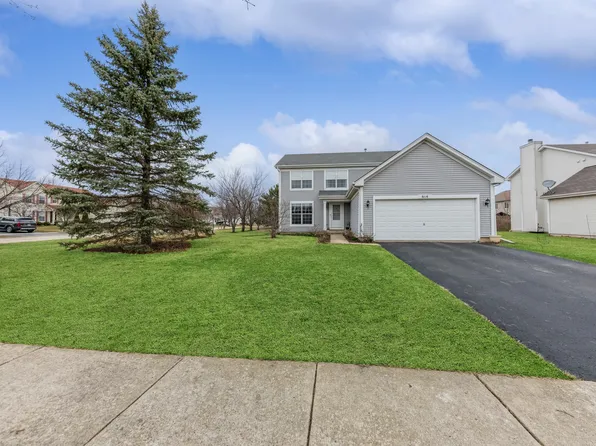 614 W Meadow Ln, Round Lake, IL 60073
