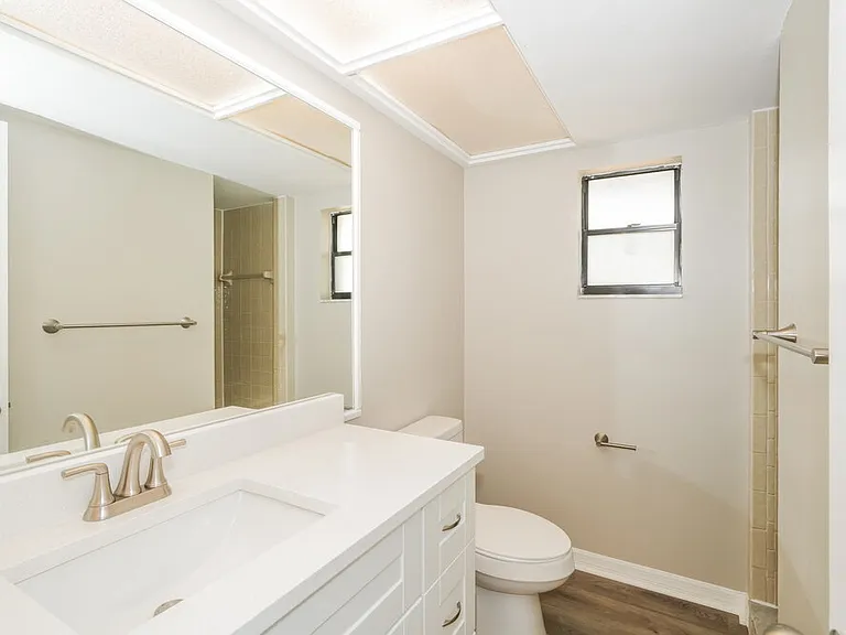 22853 Fern Ct — Photo 15