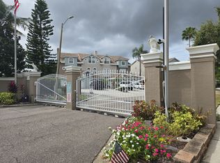 1684 Arabian Ln, Palm Harbor, FL 34685