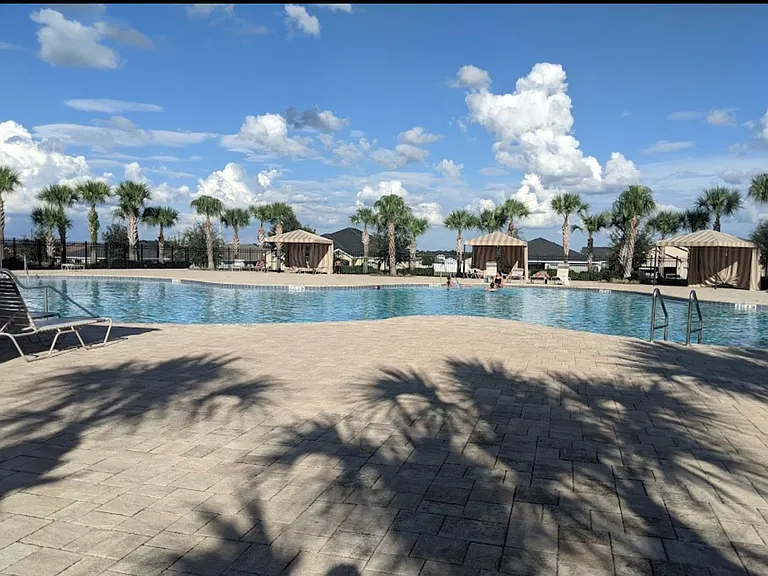 813 Landmark Hills Dr — Photo 25