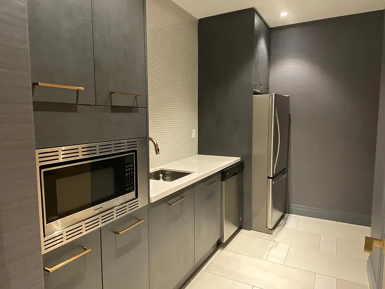 621 Sheppard Ave E #706 — Photo 7