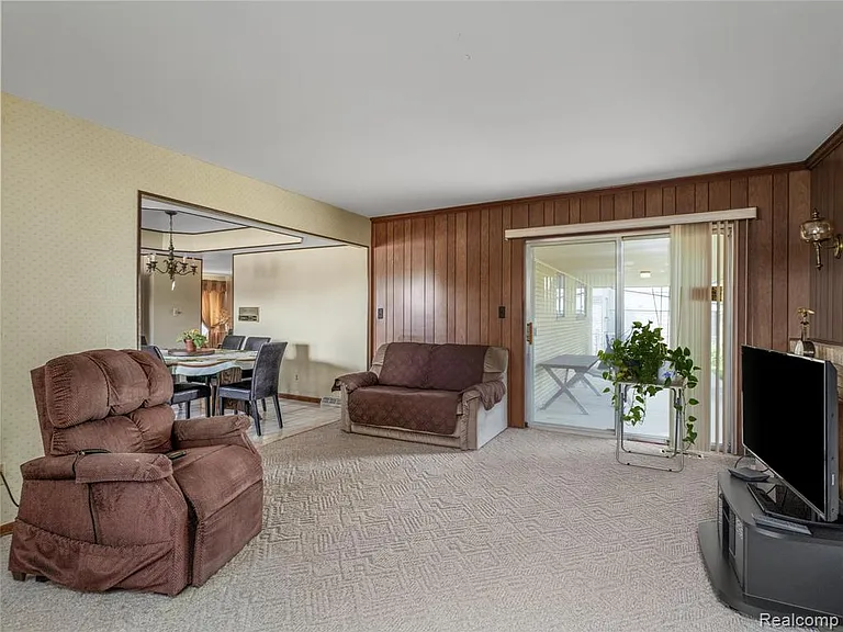 28506 Steele Dr — Photo 19