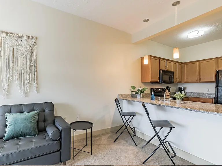 Portal Place Apartments — Photo 8