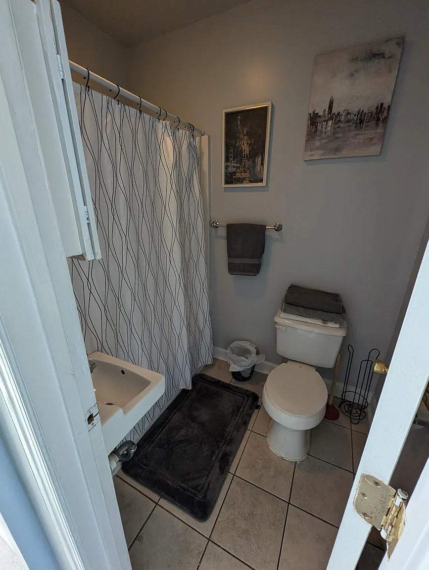 37 E Baltimore St APT 2FAAPT-A photo 1