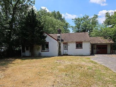 1201 N Main St, Williamstown, NJ, 08094