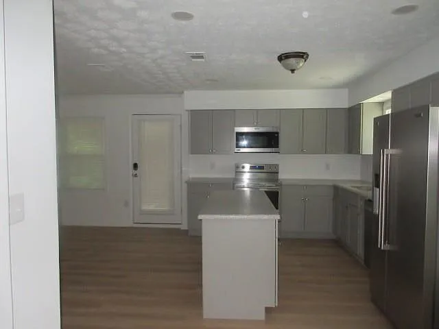 5450 Brookview Dr — Photo 5
