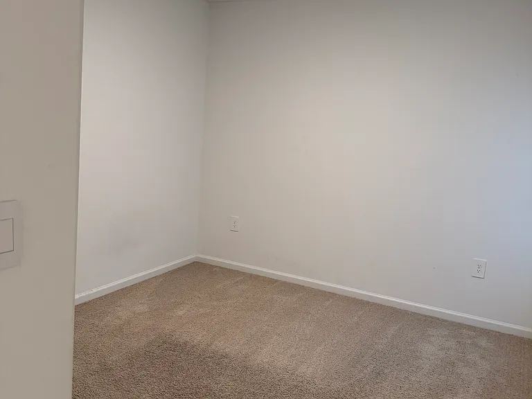 241 Redbud Rd — Photo 10