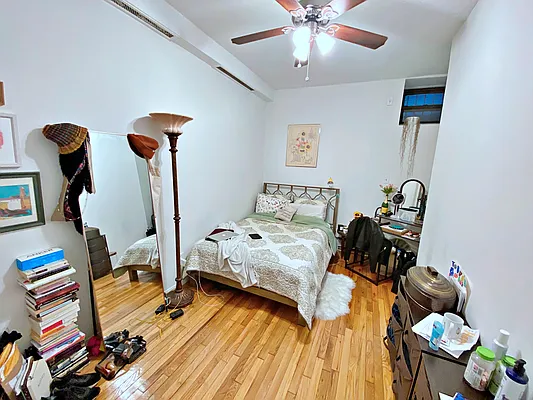 Rented by Douglas Elliman | media 17