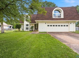 1924 Wrenwood Dr SE, Huntsville, AL 35803
