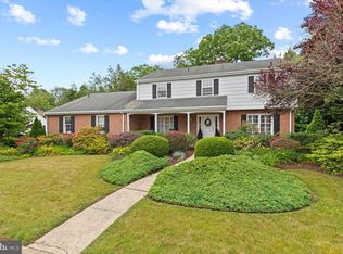 2944 Van Reed Rd, Reading, PA 19608
