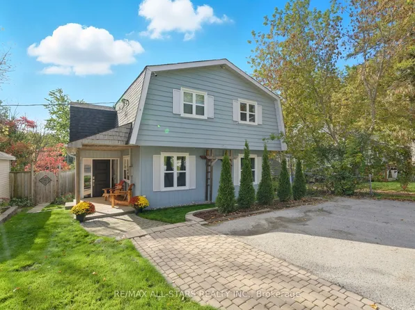 1 Valley Rd, Whitchurch Stouffville, ON L4A 2X7