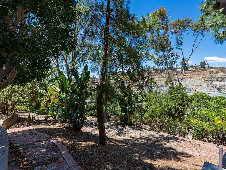 5564 Lone Star Dr — Photo 51