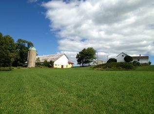 319 Elk Lake Dr, Waymart, PA 18472