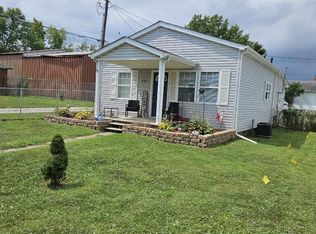 454 N Kelley Ave, Frankfort, IN 46041