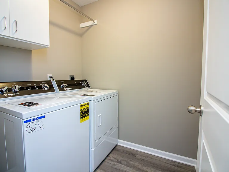 14387 Rimini Cv — Photo 23