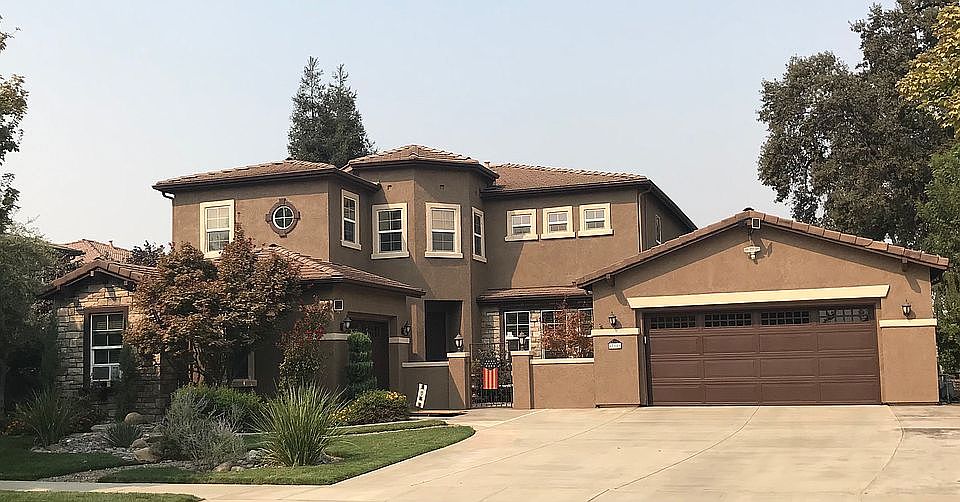 1st image of 710 E La Vida Ave