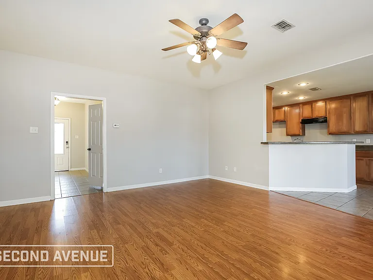 106 Sahalee Cv — Photo 8