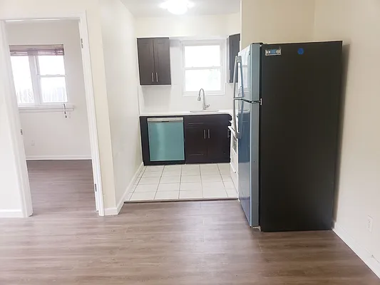 Rented by Metro Garden Realty NYC | media 24