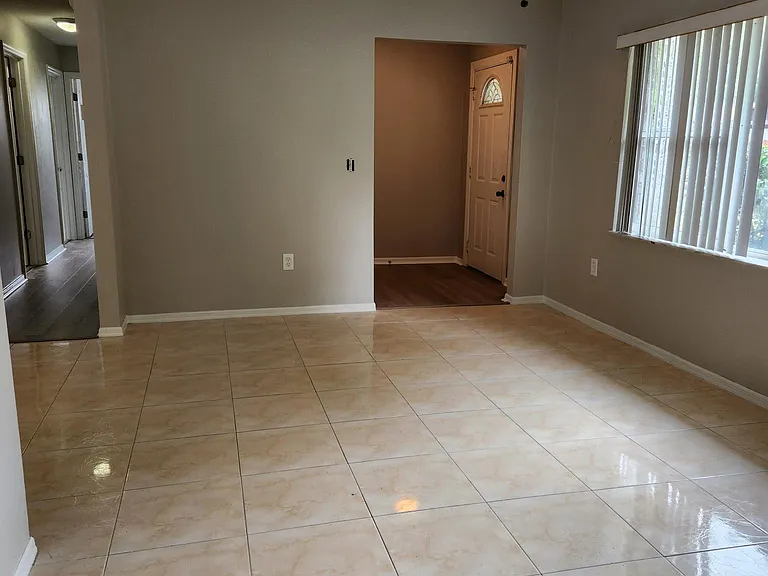 603 Powell St — Photo 14
