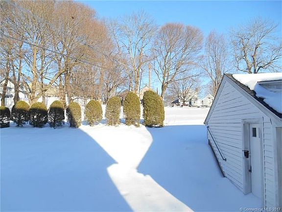 Back yard extended beyond H...