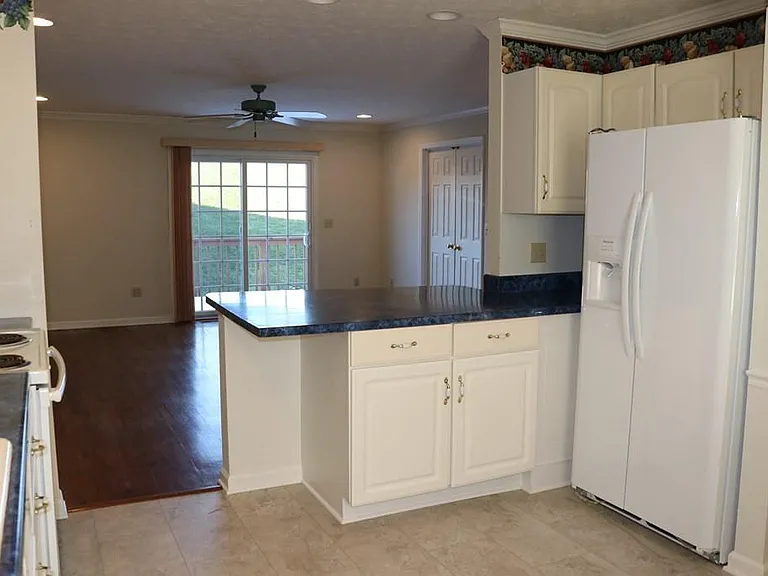 855 Barclay Dr #855 — Photo 9