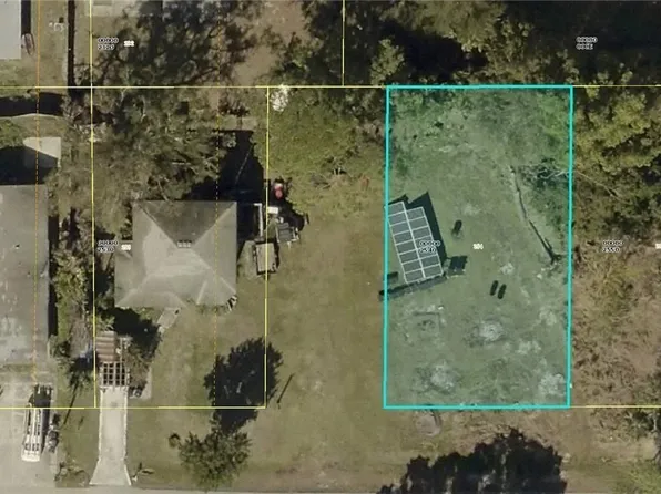 291 Hubbard Ave, North Fort Myers, FL 33917