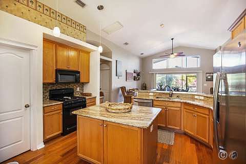4th image of 16330 Bridgewalk Dr