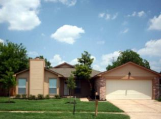 10606 Lofty Pines Dr, Houston, TX 77065