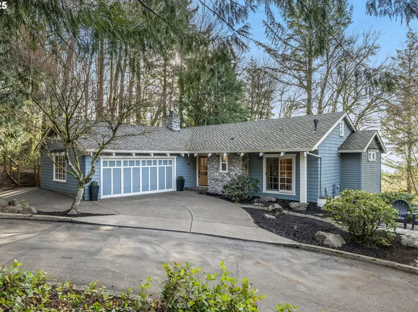 8528 NW Kelly Cir, Portland, OR 97229