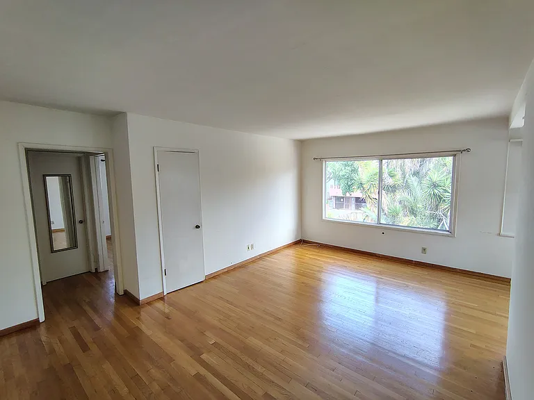 1511 S Bedford St #3 — Photo 2