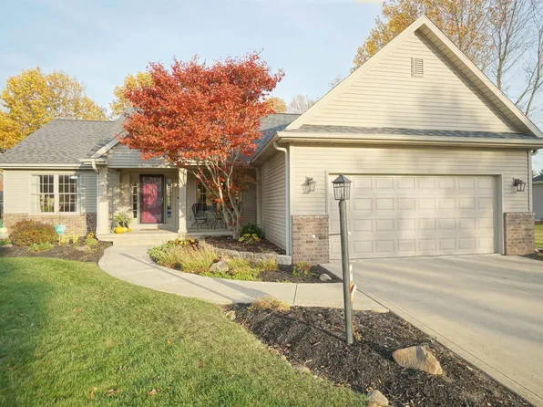 1601 Hawthorne Ct, Winona Lake, IN 46590