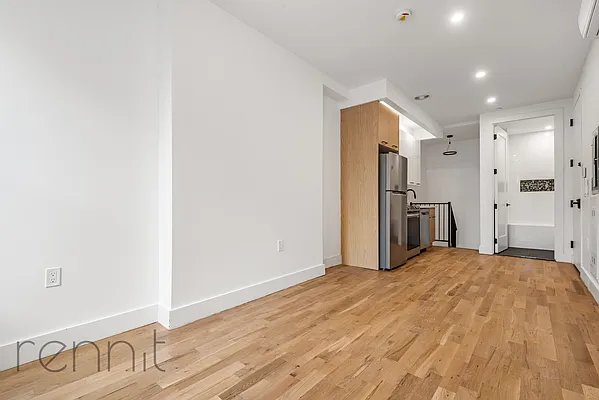 Rented by Rennit Inc. | media 3