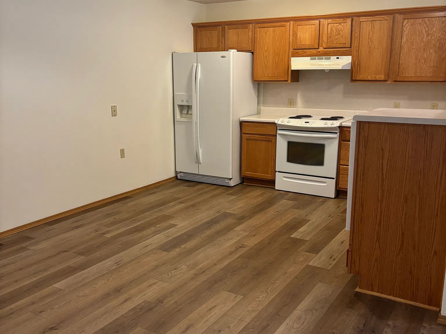 2 bed, 948 sqft, $1,100 — Photo 4